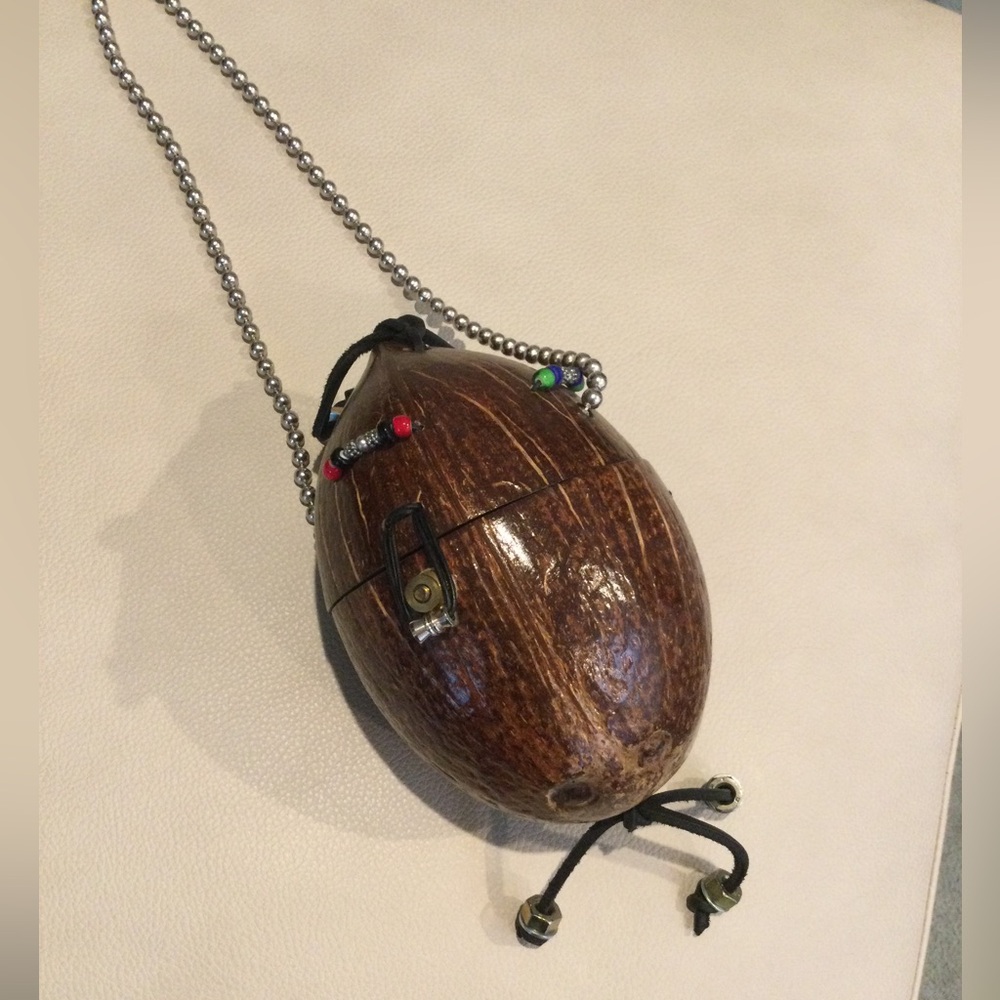 Coconut purse
